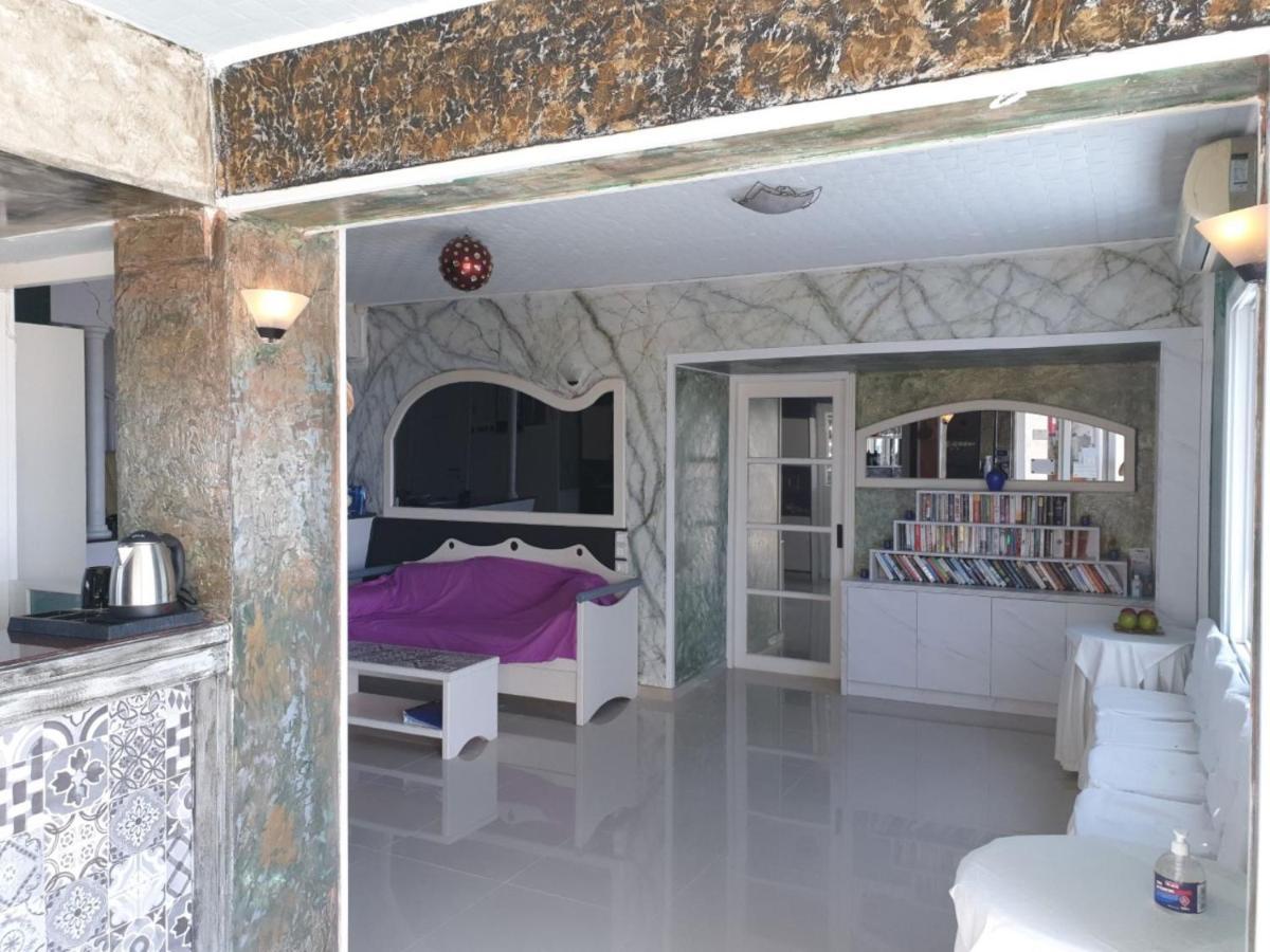 Room In Apartment - Beautiful And Spacious Room Near Cretan Sea Limenas Chersonisou Exterior foto